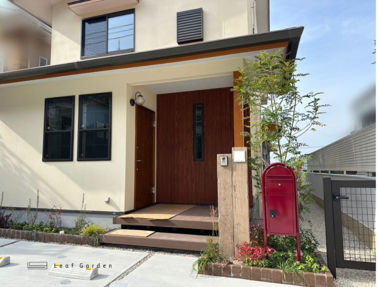 赤いPOSTがステキ