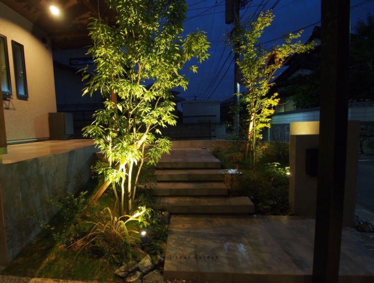 建物と調和したモダン・エクステリア