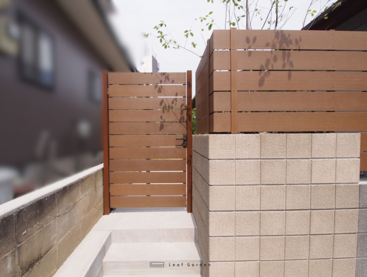 建物と調和したモダン・エクステリア