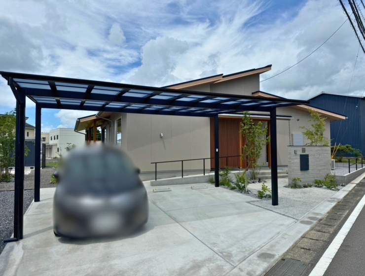 スマートなモダンエクステリア