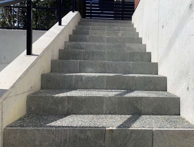 gray　or　white　モダンエクステリア