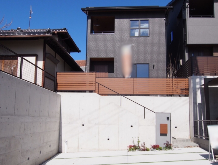 gray　or　white　モダンエクステリア