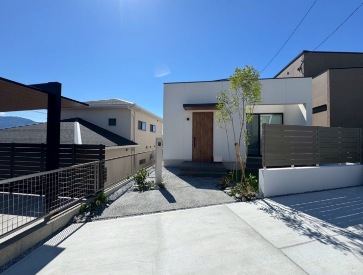 スタイリッシュなエクステリア