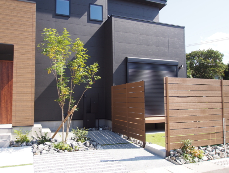 落ち着きとモダンなエクステリア