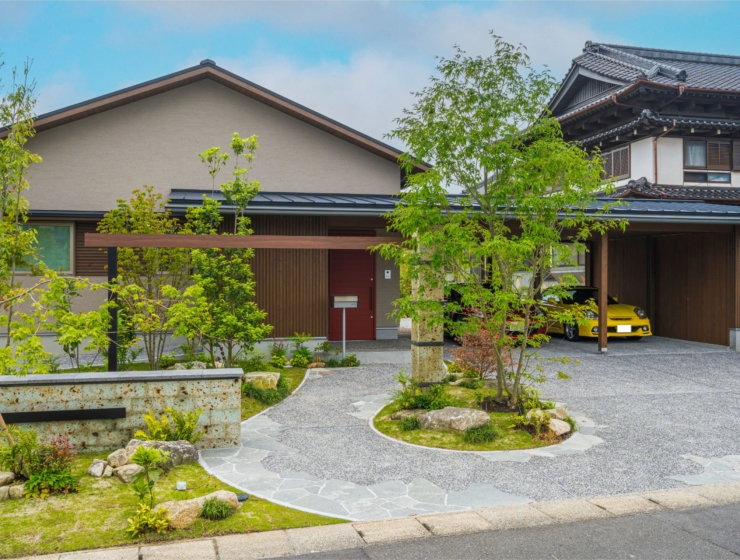 緑あふれるお庭　季節と夜風を感じて・・・