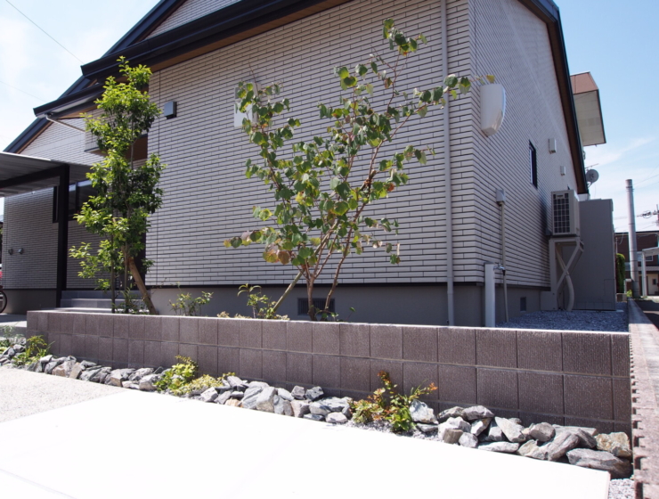 建物の美しさに寄り添う、直線美